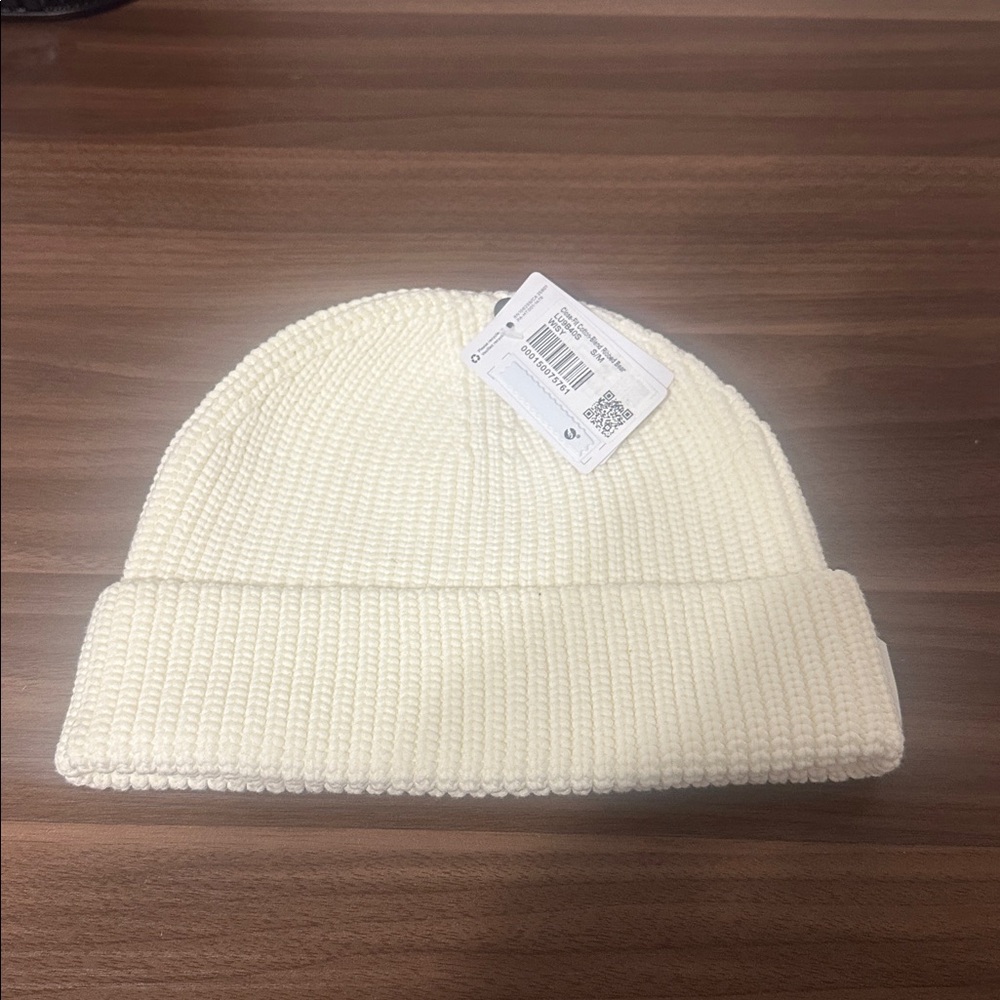 NWT Lululemon Close-Fit Cotton-Blend Ribbed Beanie
Wisp Yellow - Picture 7 of 10